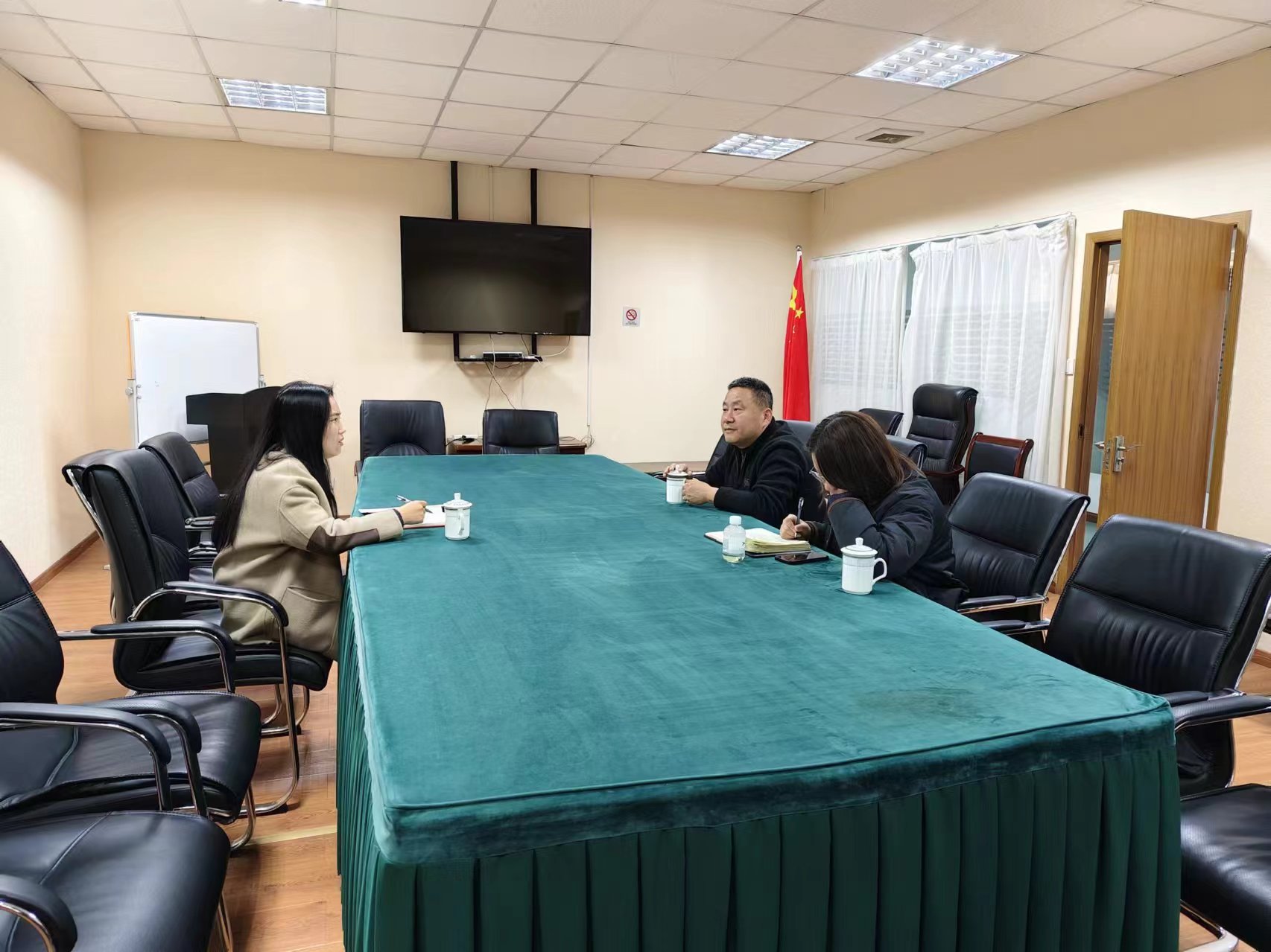 �����ֵ��ܹ�������������г���չ�߷õ���