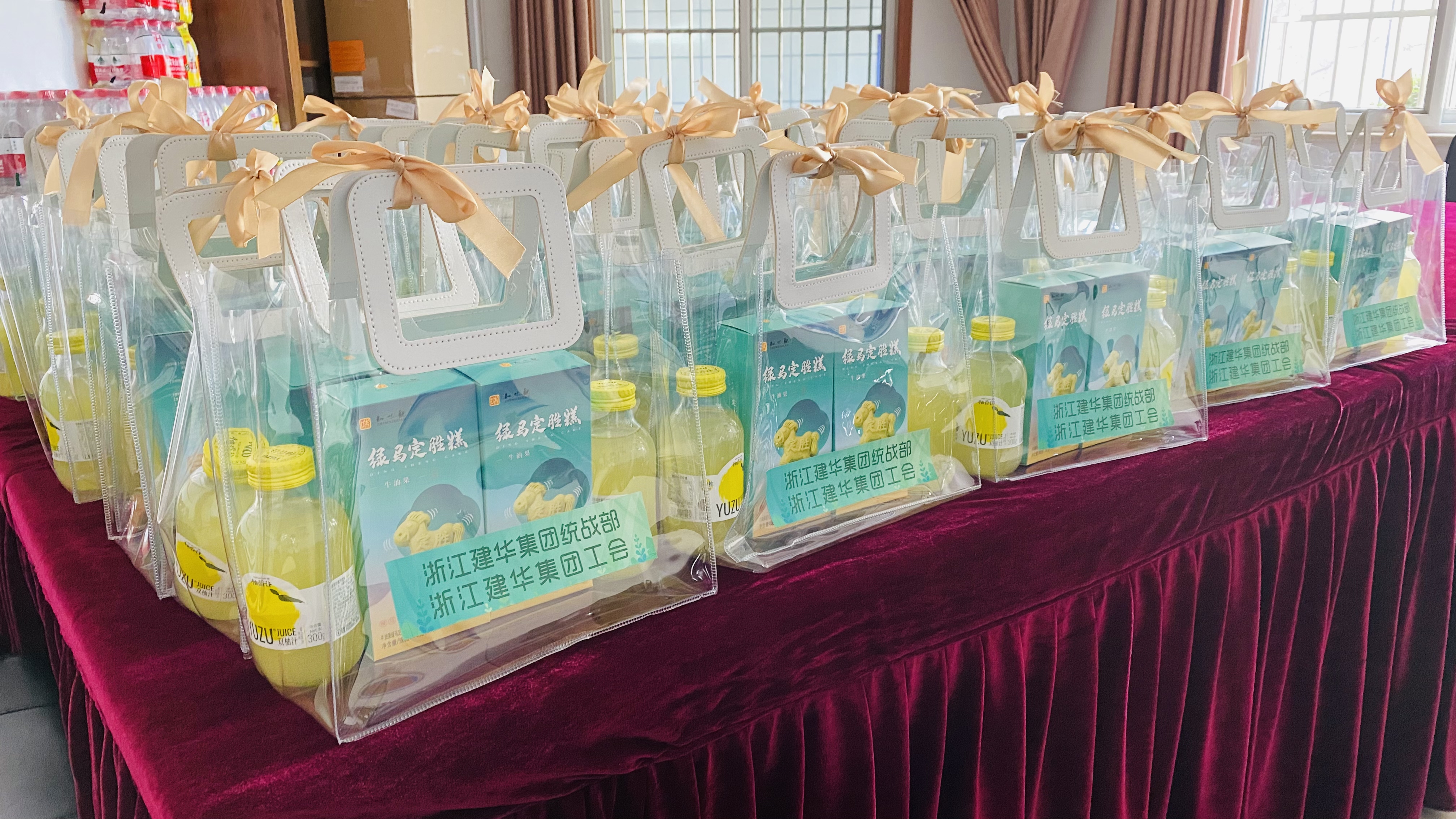 �����ߡ��������ذ����� �����������ż���ο���̳��������һ��Ա��