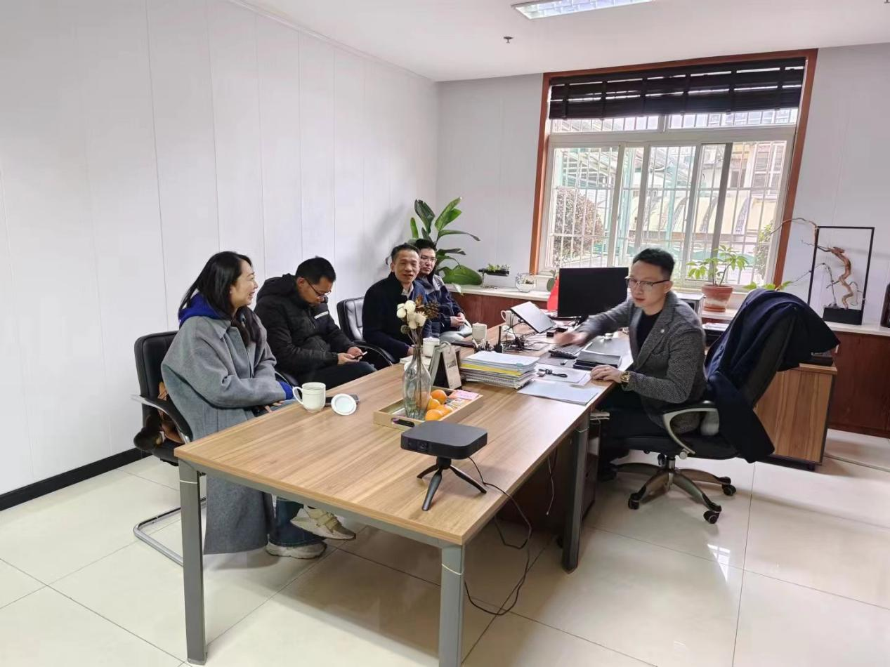 �������������쵼һ���߷�Ǯ���̳�