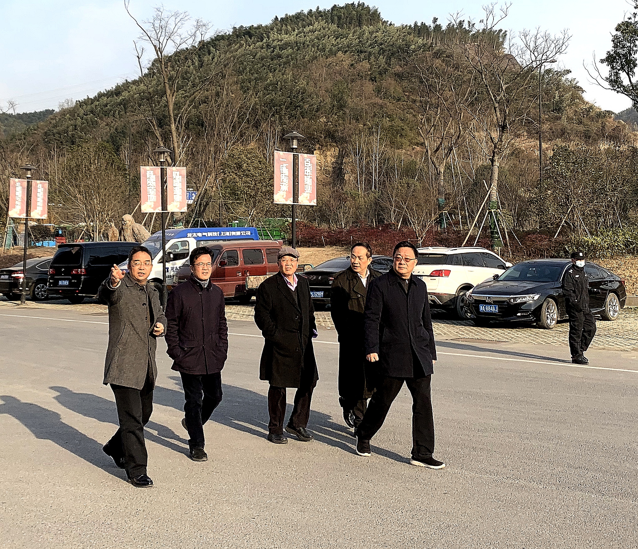 ȭȭ֮��  ����֮��  ���쵼�����п����������ų��ǻ����г�