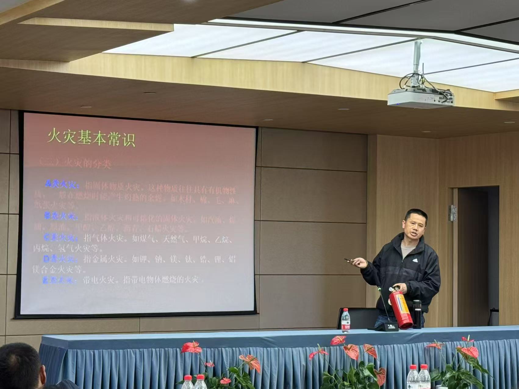 ������ѵ���г� ��ϴ��조����ǽ��