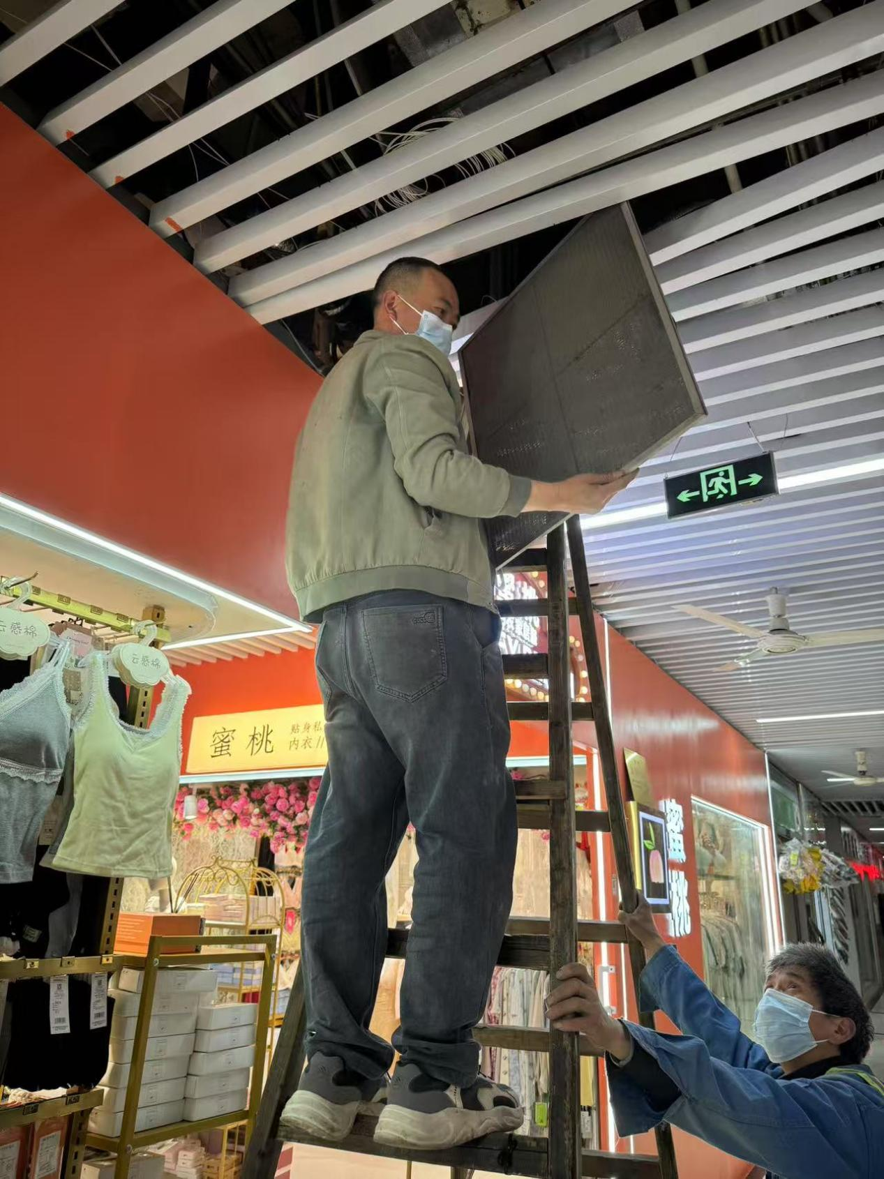 Ǯ���̳ǿ�չ�յ���Ƭ��ϴ���۽���������