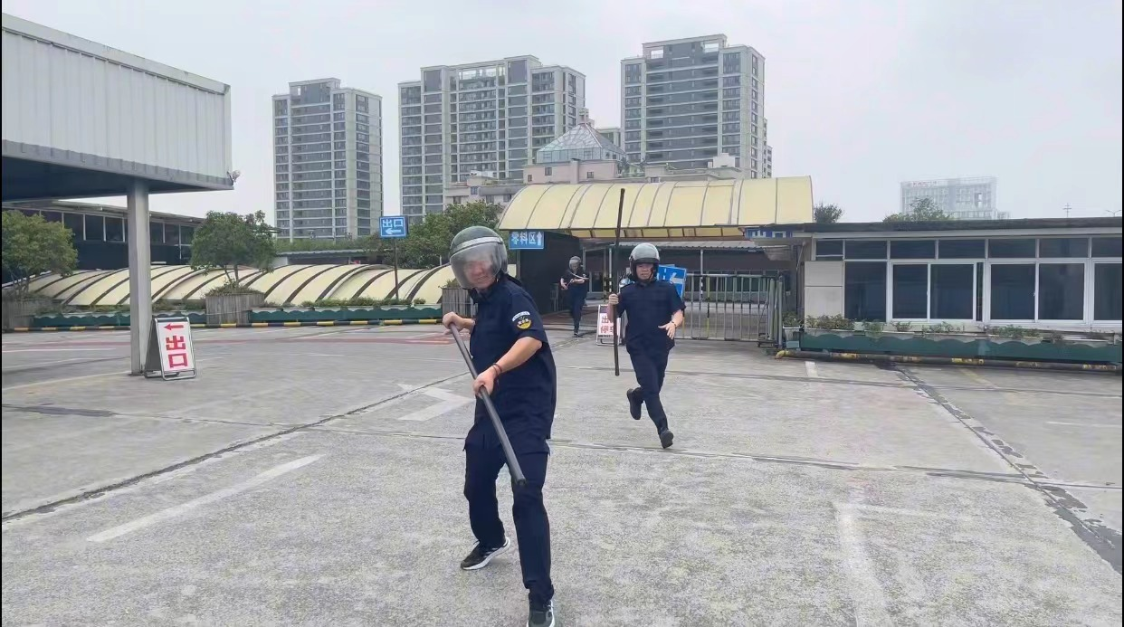 Ǯ���̳�����Ա��չ���ַ�������