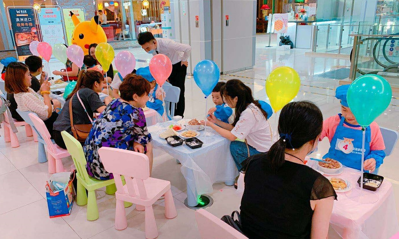 ˮ����7�¾��ʿ����˶�Բ������