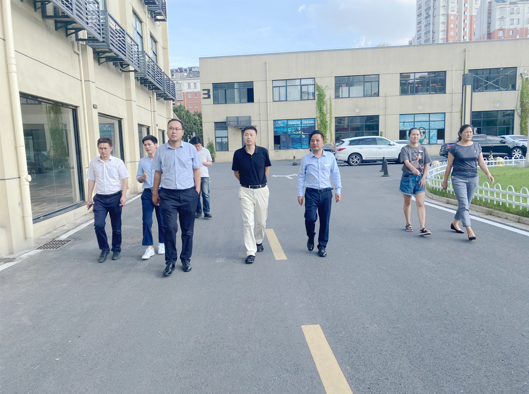 �Ϸ���Ͷ�������ָ��ֳ������� ݰ��®�����������Ĵ�԰����