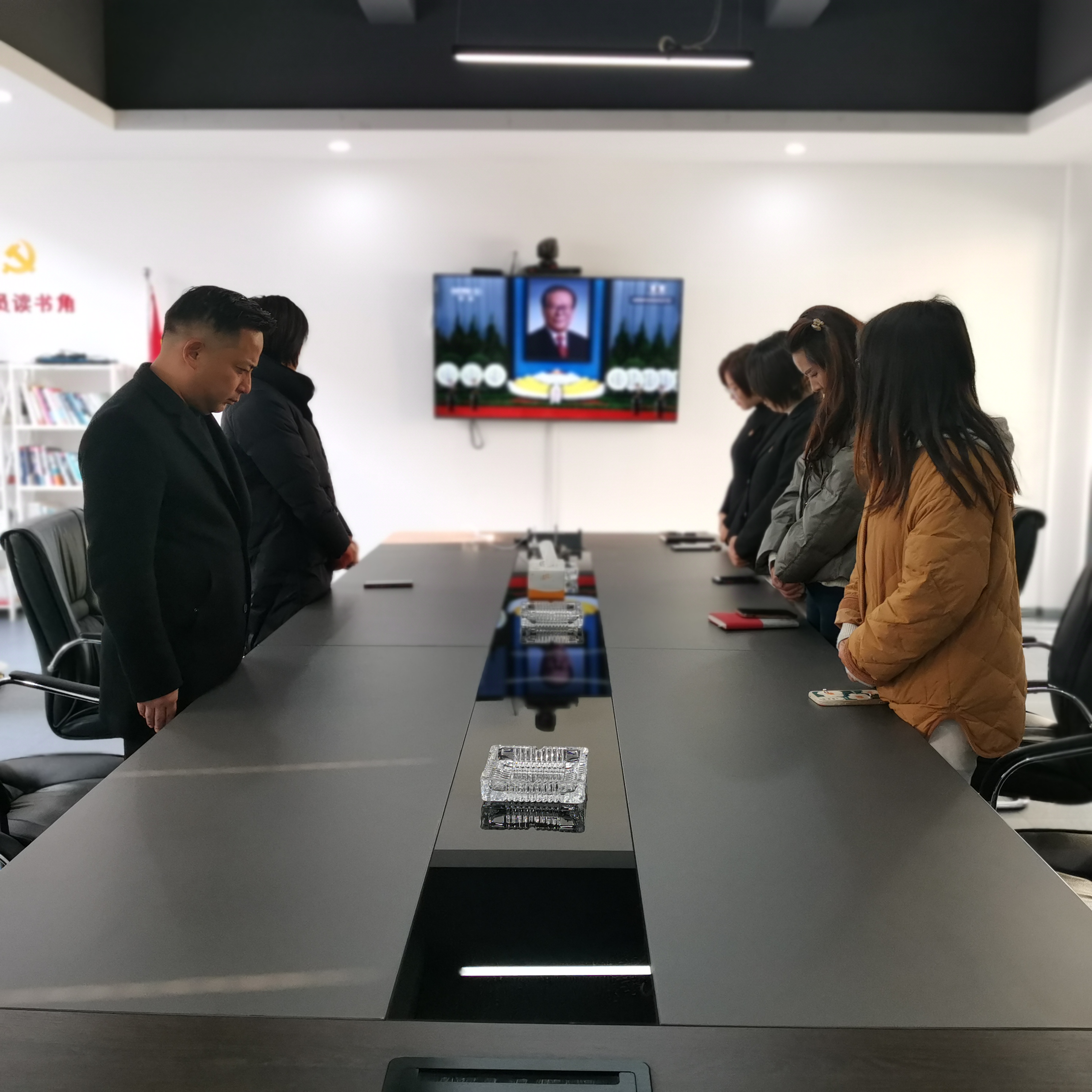 ����ʹ׷���������廳������®���Ĵ�԰�տ�������ͬ־׷�����