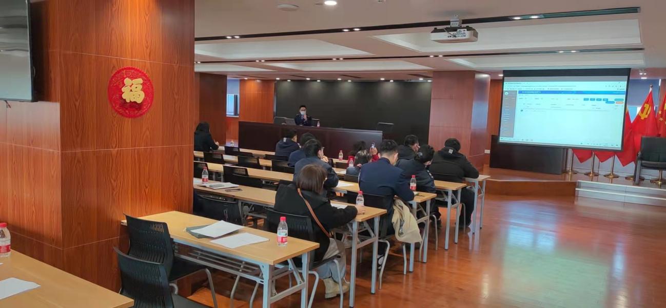 Ǯ���̳Ǽ��롰רҵ�г�������ߡ��������ѵ����