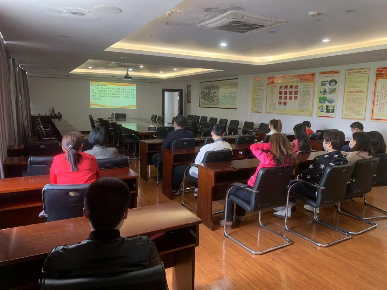 Ǯ���̳ǿ�չ4�����̻���ѵ����