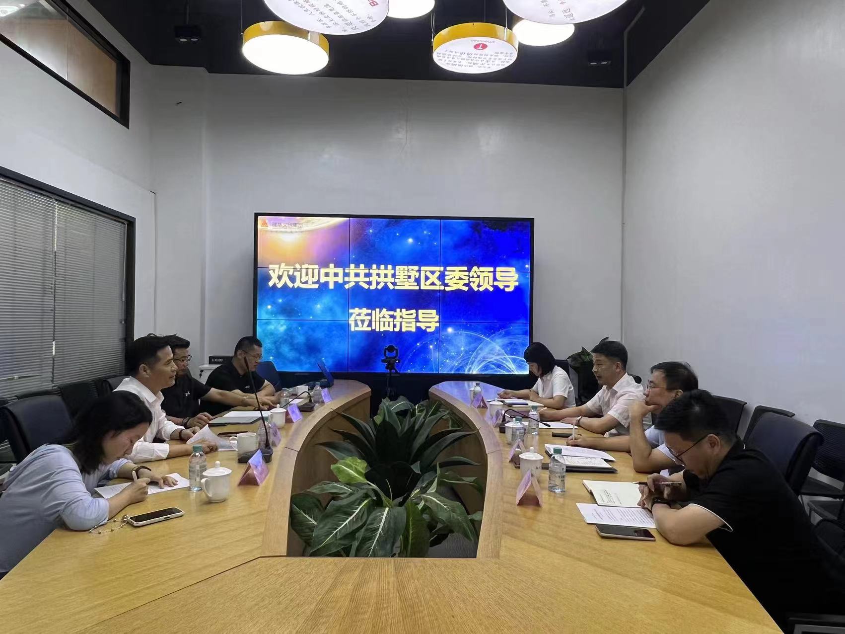 ������ί���������һ��ݰ�������������������µ������ĵ���ָ��