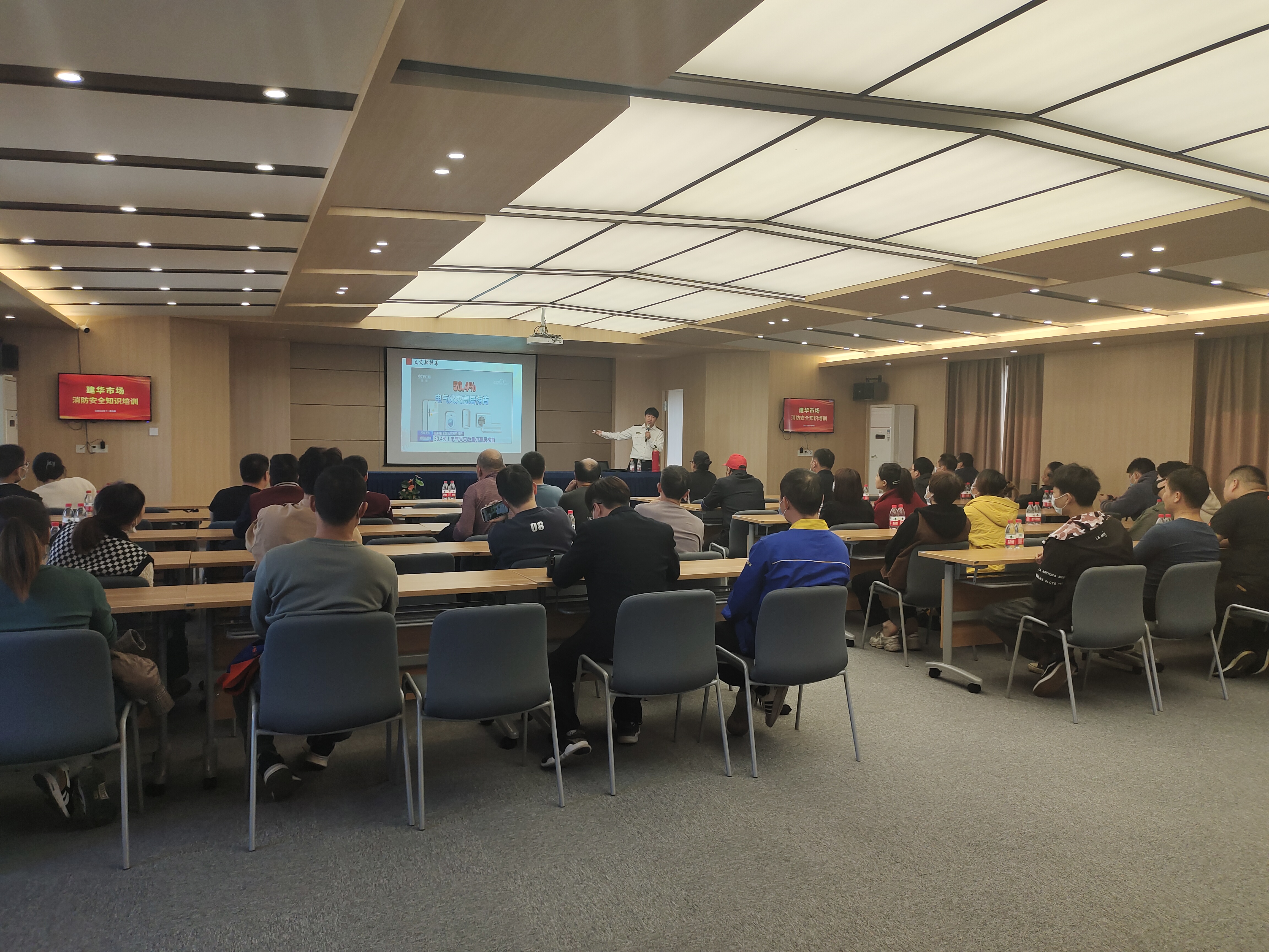 ������ѵ���г� Я�ֹ���������ǽ��