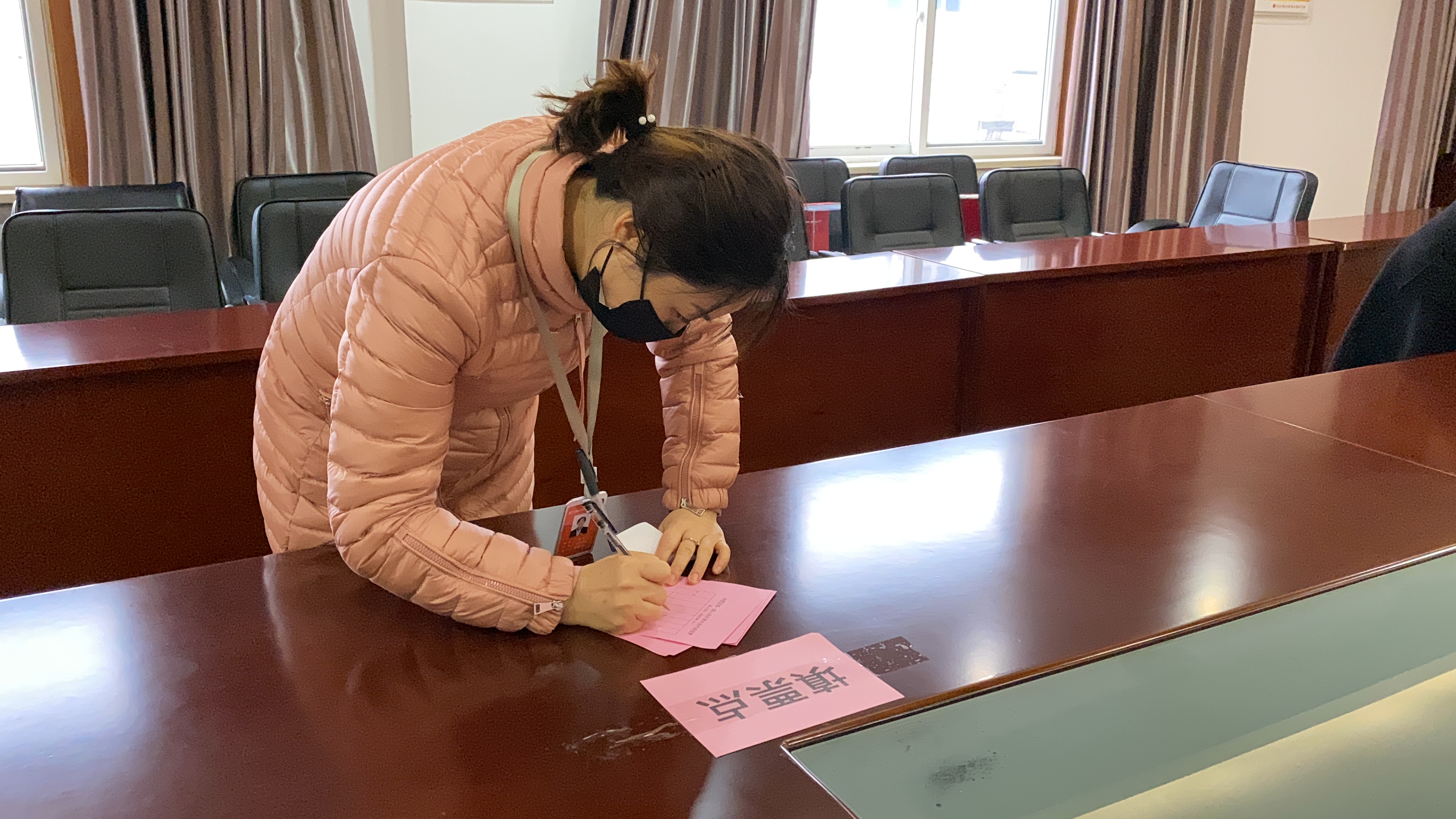 Ǯ���̳ǽ����˴�������� ����ѡ��ͶƱ