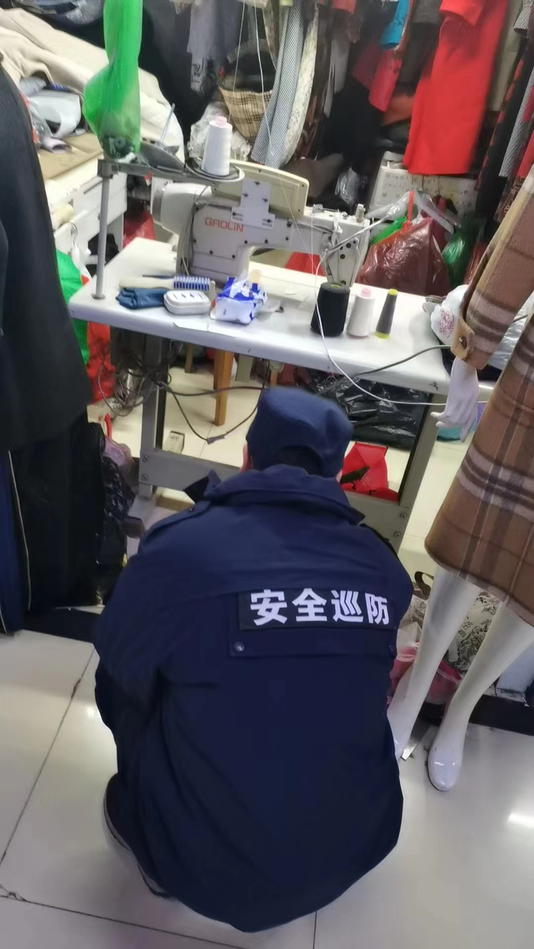 ǿ������������� ���ܴ�����������