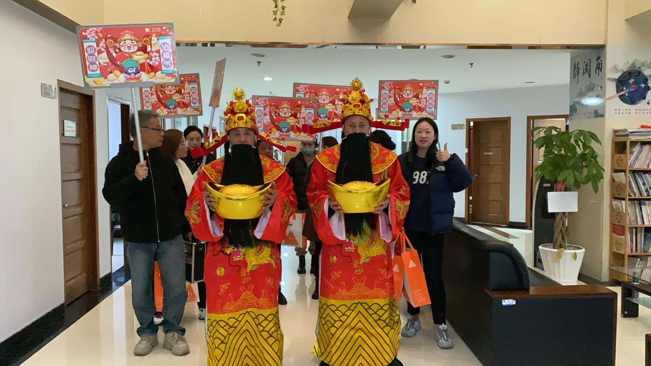 ����ʮ��Ԫ����������������Ӹ���