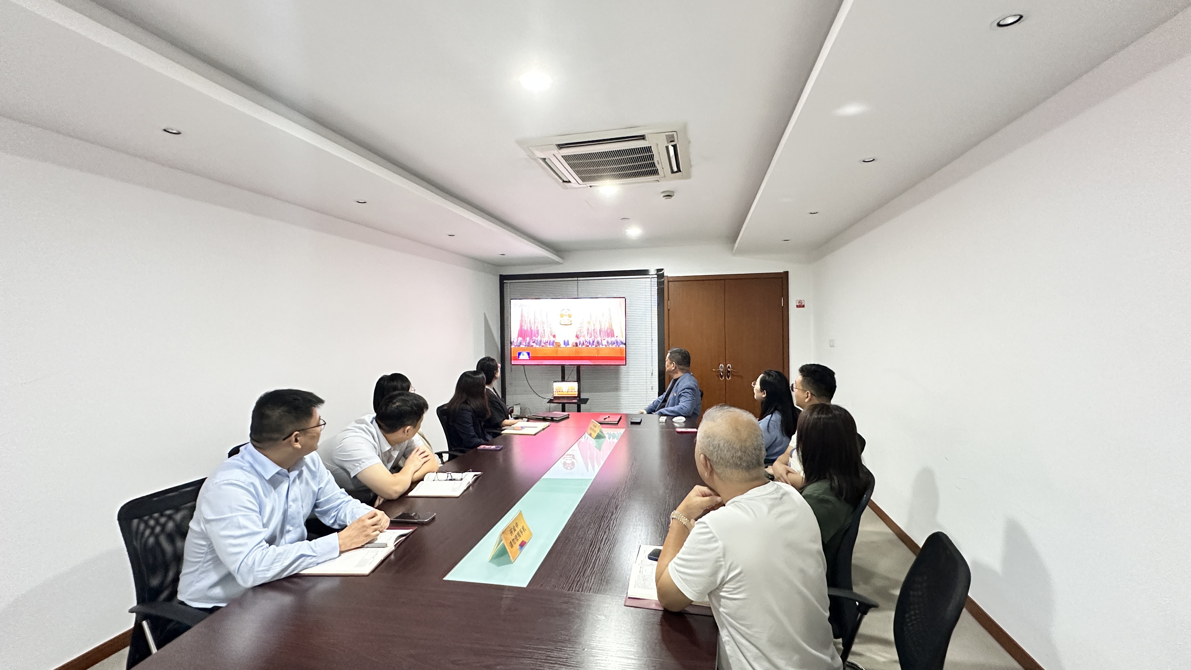 ˮ���ǵ�֧����չ10�µ�Ա�ι��˶�