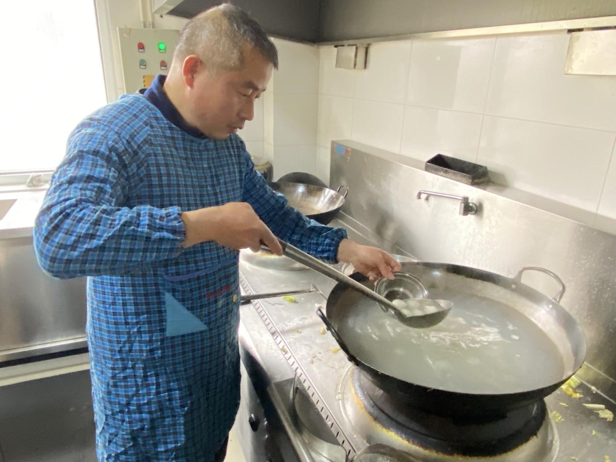 СС��Բ��Ԫ����ŨŨ����ů����