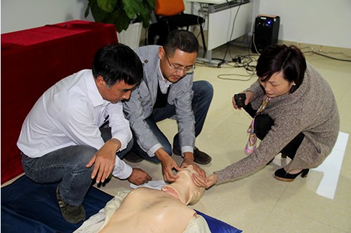 20131024���������Ĵ�԰��֧���ٰ�Ӧ���Ȼ�֪ʶ��ѵ (5).jpg