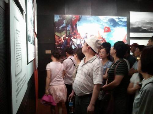 红色之旅1.jpg 红色之旅1.jpg