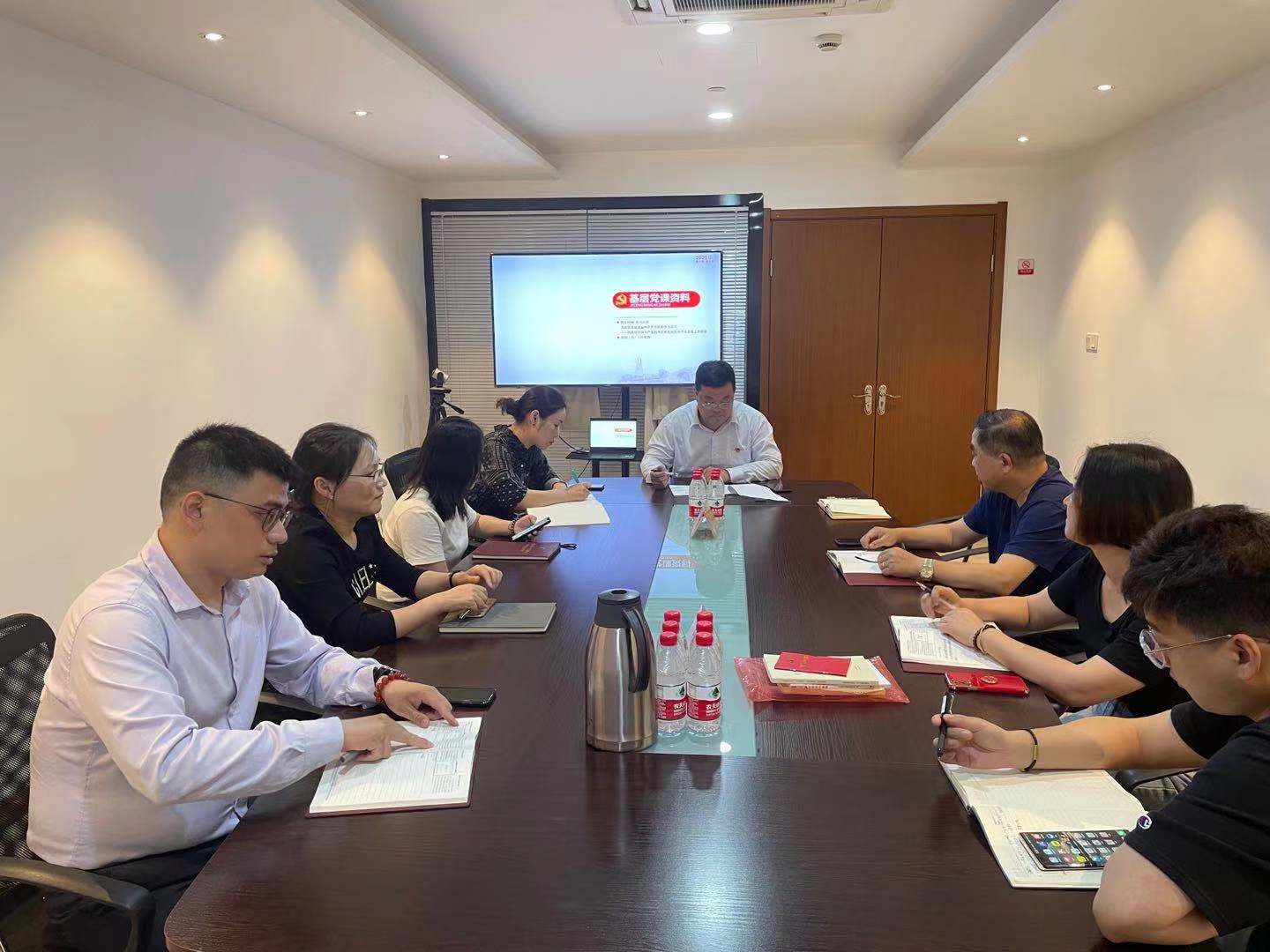 全体照.jpg 全体照.jpg