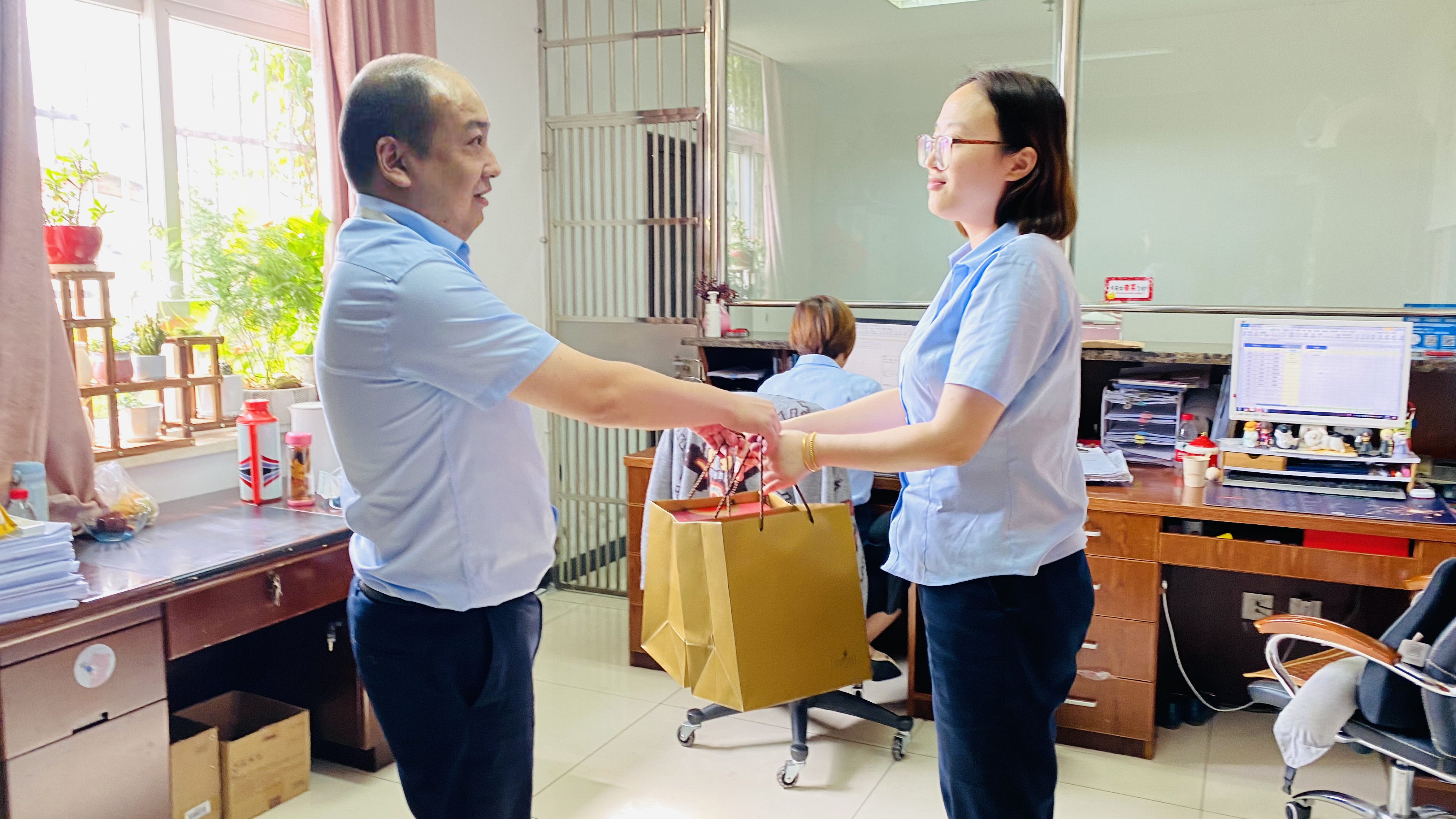 图片1.jpg 图片1.jpg